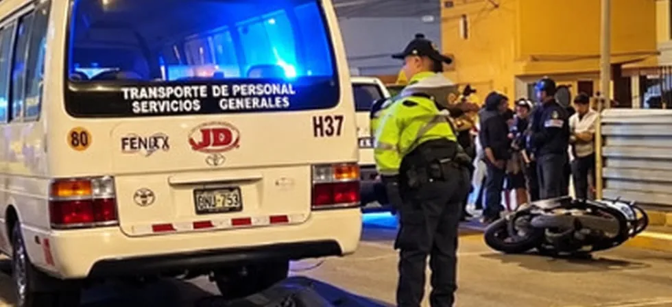 Tragedia en el Callao: niña de 6 años muere tras choque entre motocicleta y cúster