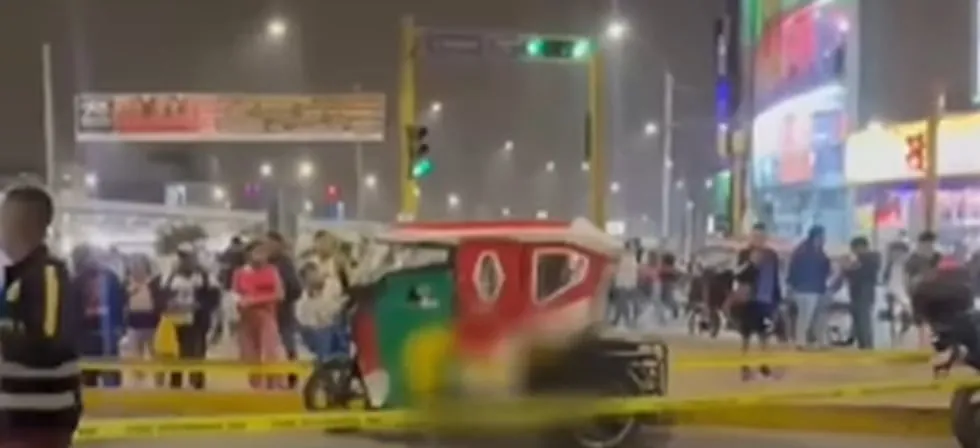 Ataque armado en Comas: delincuentes disparan contra mototaxi y dejan herido a pasajero