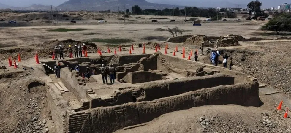 Chan Chan: descubren 38 tumbas intactas de más de 600 años vinculadas a la nobleza chimú