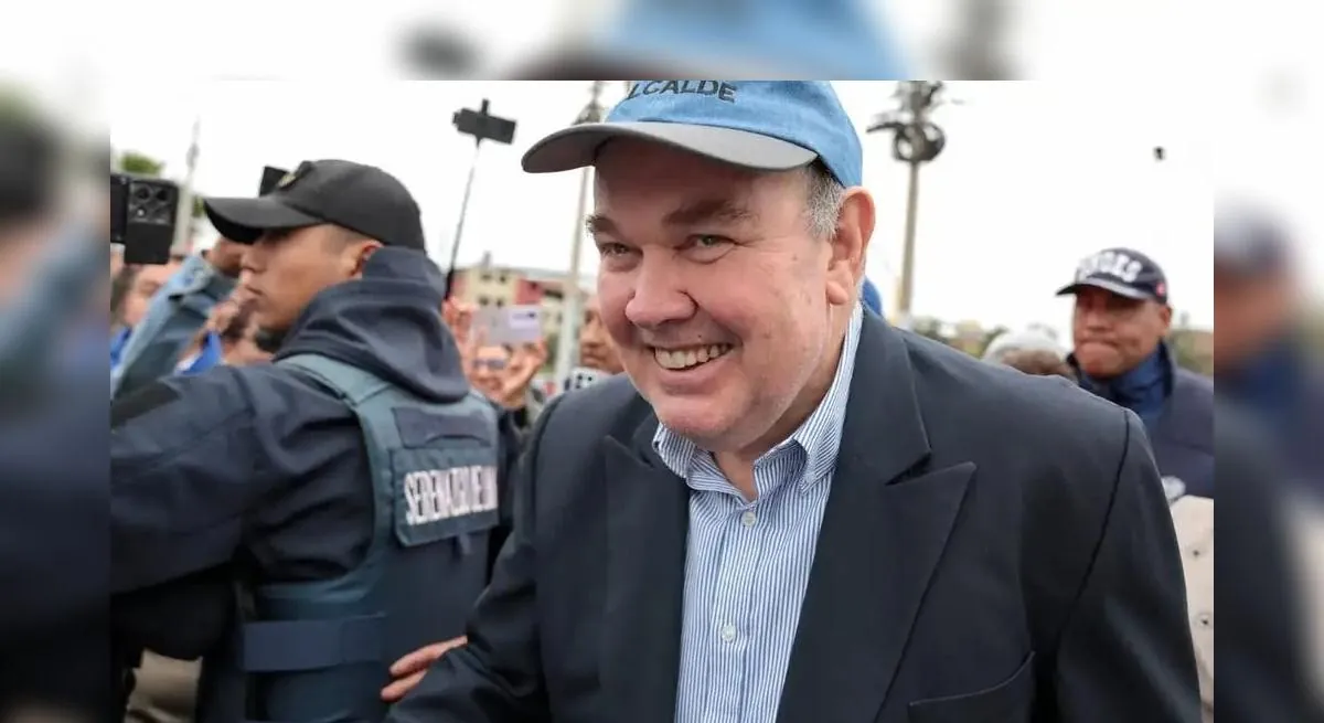 JNE declara infunda apelación contra López Aliaga y confirma su candidatura como primer regidor de Lima