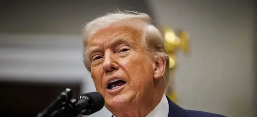 Trump plantea que agentes de inmigración usen guantes capaces de dar descargas eléctricas