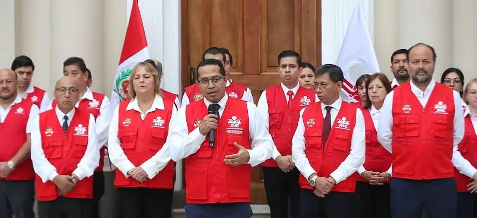 JNE decide inaplicar ley aprobada por el Congreso que reduce la valla electoral para que partidos no pierdan inscripción tras ERM 2026