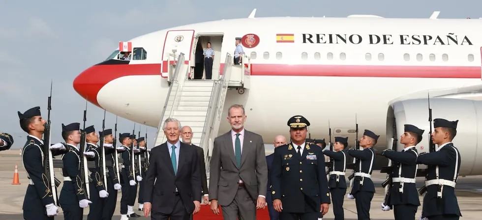 El rey de España ya está en Perú: sostiene reunión con el presidente Balcázar