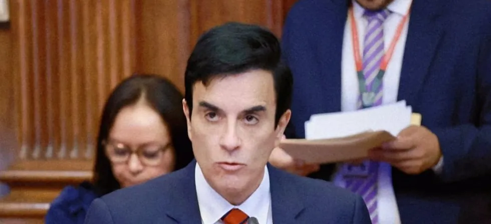 Diputados: Comisión de Constitución acuerda citar al canciller Carlos Espá para el próximo 19 de octubre