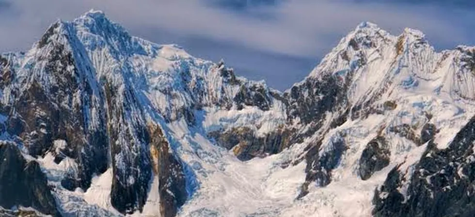 Nevado Alpamayo: turista francés desaparece tras realizar parapente a 5.350 m s. n. m.