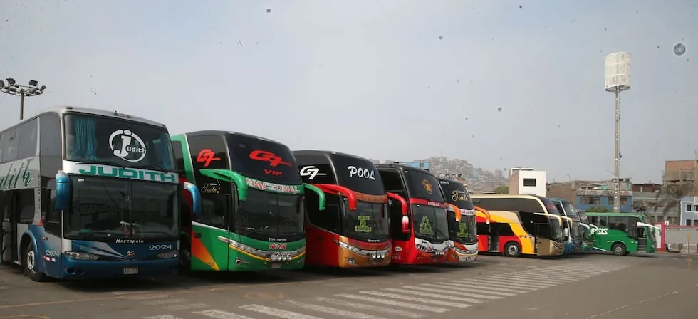 Indecopi pide a empresas de transporte informar y atender a pasajeros afectados por lluvias
