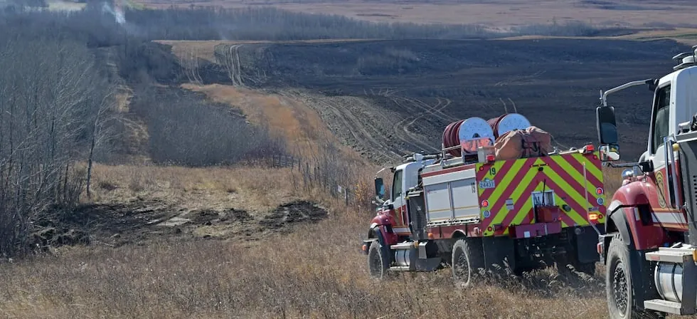 Canadá identifica a los cuatro militares muertos en el incendio de una base en Alberta