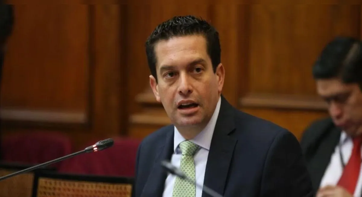 Miguel Torres es elegido presidente del Senado para el periodo 2026-2027