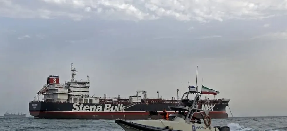 El brent sube 1%, por encima de los 85 dólares mientras prosiguen los ataques en Irán