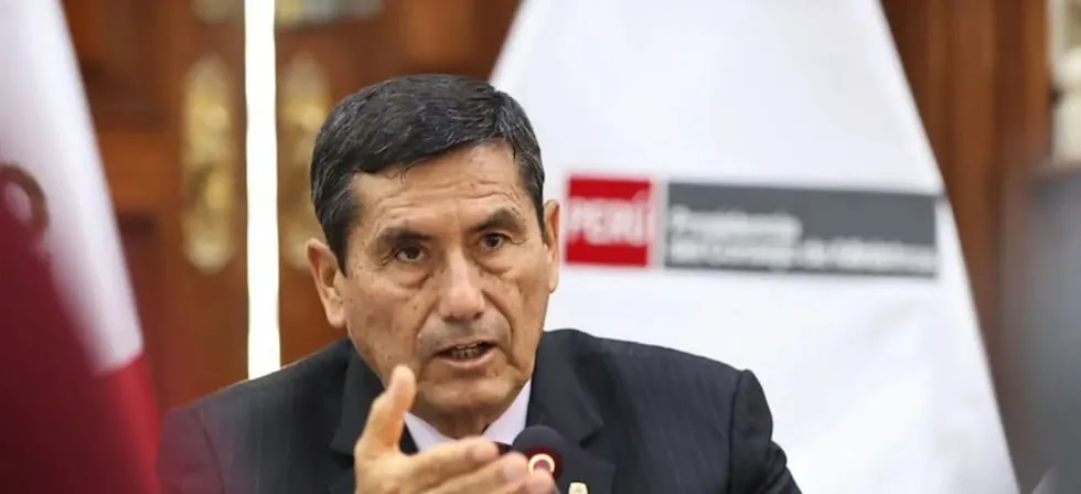 IPD contrató a hermano del premier Luis Arroyo, revela dominical: los servicios prestados