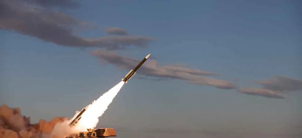 Irán ataca bases de Estados Unidos en Jordania como represalia al bombardeo de la isla Larak