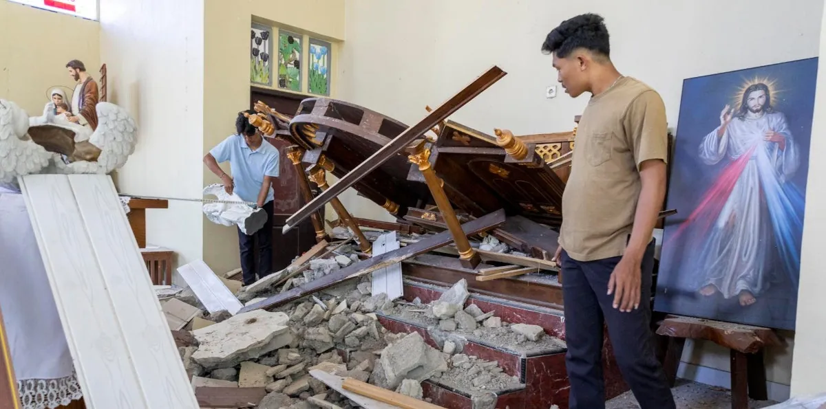 Indonesia eleva a 68 los muertos y a 213 los heridos tras el terremoto de magnitud 7,7