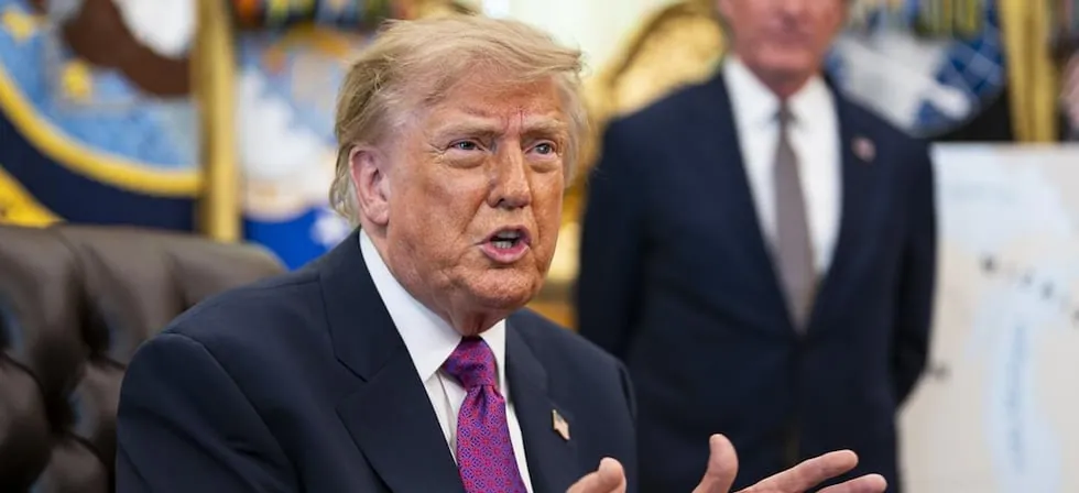 Trump amenaza con cortar comercio con países que tienen superávit si no se bajan los tipos
