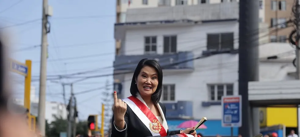 Así fue la llegada de Keiko Fujimori a la Gran Parada y Desfile Militar por Fiestas Patrias | FOTOS