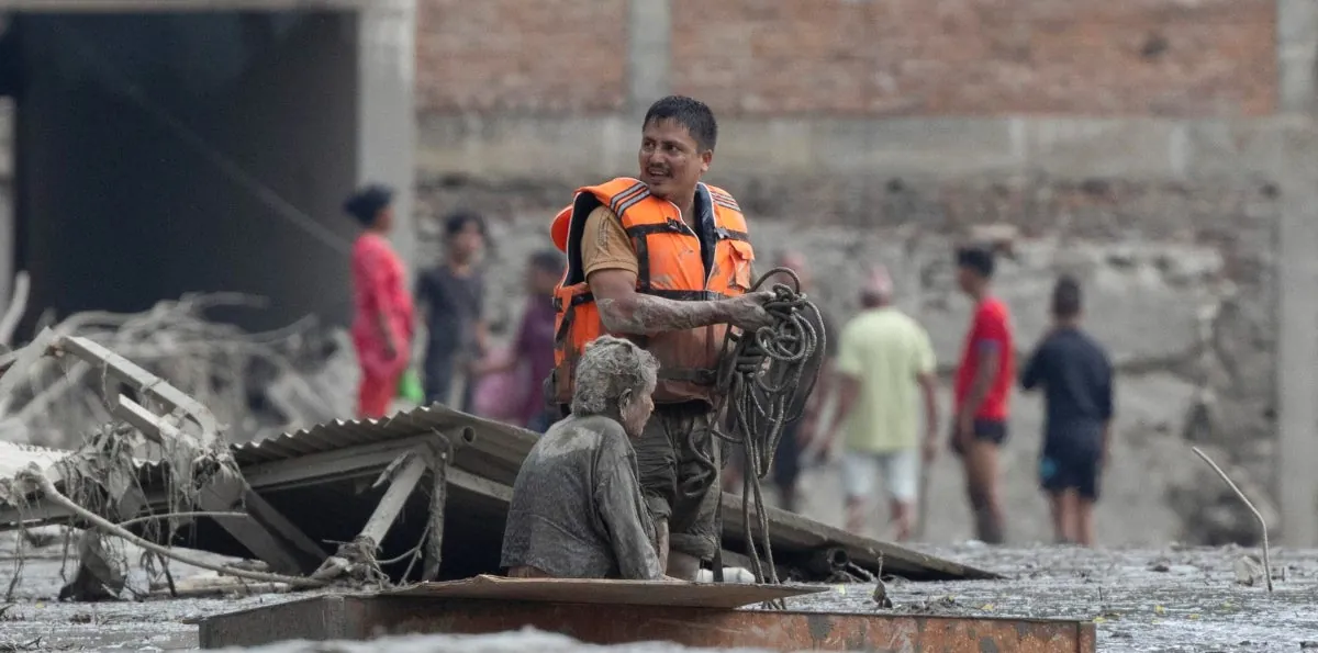 Tragedia en Nepal: autoridades suben a 553 los fallecidos tras la riada e intensifican búsqueda de desaparecidos
