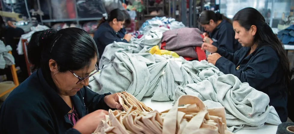 Exportación peruana de confecciones cae 5.7% y el sector apunta a los aranceles de EE. UU.