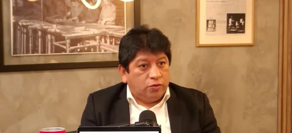 Denuncian constitucionalmente al Defensor del Pueblo, ¿por qué motivo?