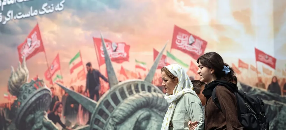 Irán advierte de que no cederá en sus condiciones para reabrir Ormuz pese al rechazo de Trump a su plan