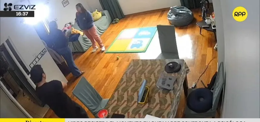 Video registra el momento en que madre confronta a psicóloga por agresión a su hijo con autismo