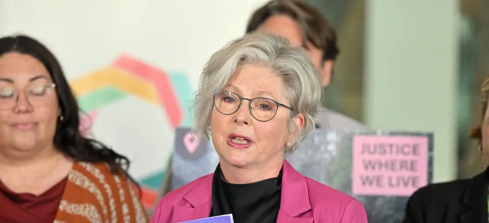La diputada australiana Helen Haines, en estado crítico tras un atropello aparentemente intencional