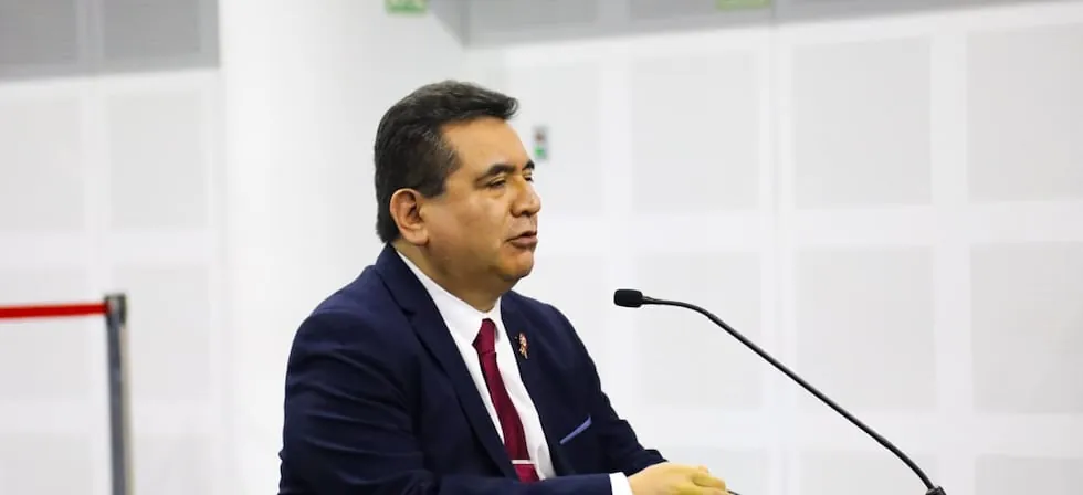 Único postulante al cargo de jefe de la ONPE aprueba entrevista personal