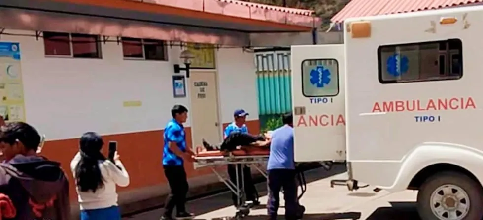 Huancavelica: trabajadora de la ONPE murió tras despiste de vehículo a un abismo mientras realizaba labores