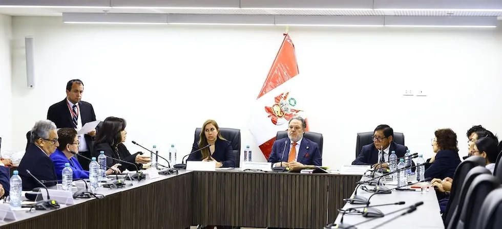 Senado citará a seis ministros para conocer sus planes de gestión