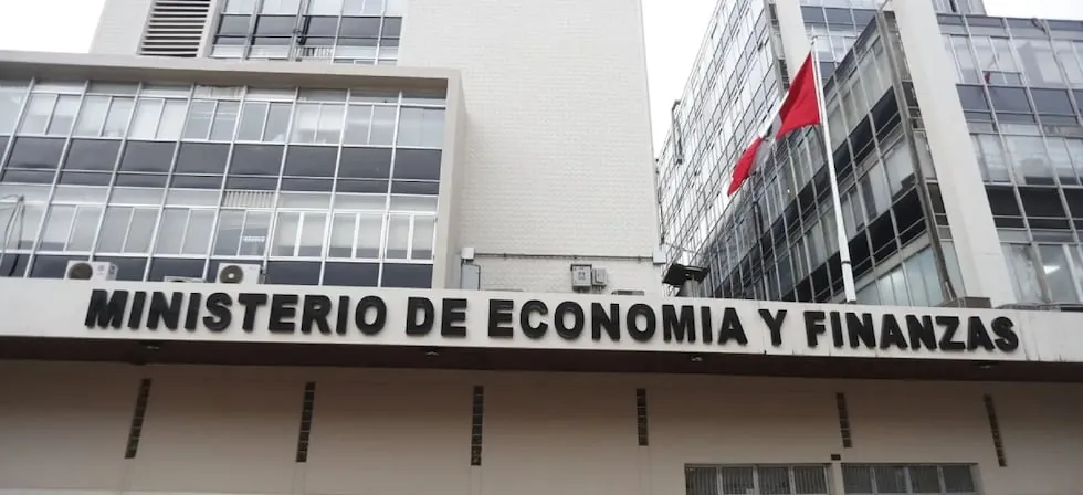 CCL sobre crédito suplementario: Prioriza gasto corriente y pierde oportunidad para impulsar infraestructura que el Perú necesita