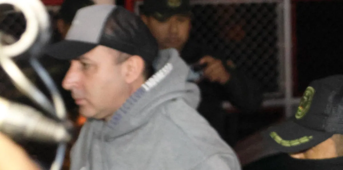 Cerimedo enfrenta dos nuevos delitos en Bolivia mientras cumple prisión preventiva
