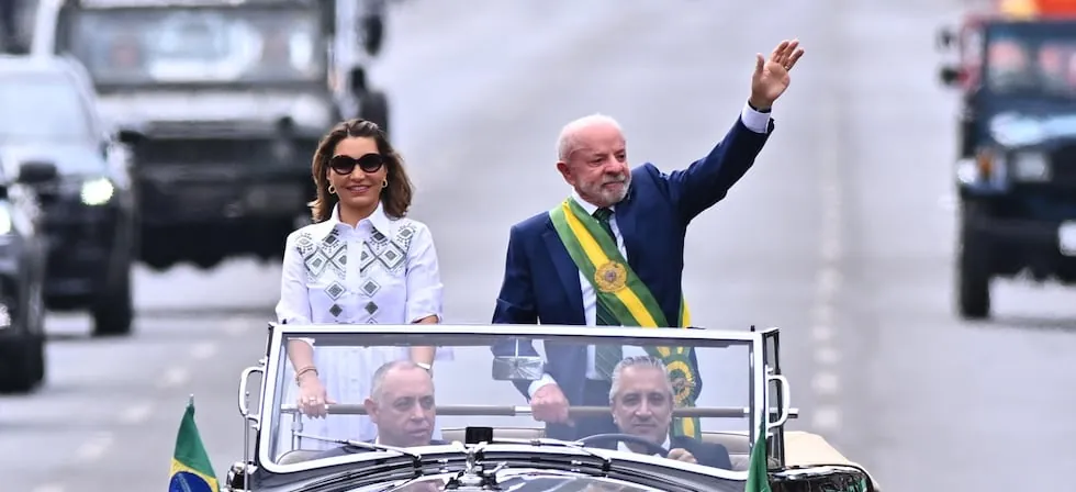 Lula da Silva y Flávio Bolsonaro tratan de capitalizar el Día de la Independencia antes de las elecciones en Brasil